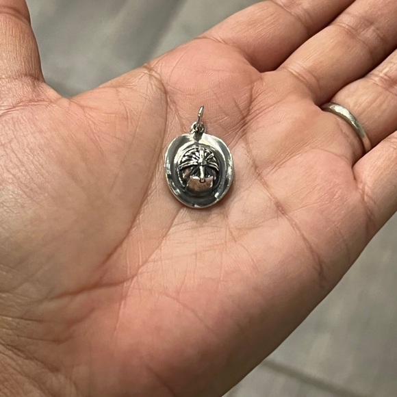 Retired James Avery Firefighter Helmet Charm - Picture 4 of 4